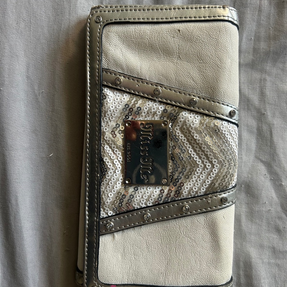 Miss Me Wallet